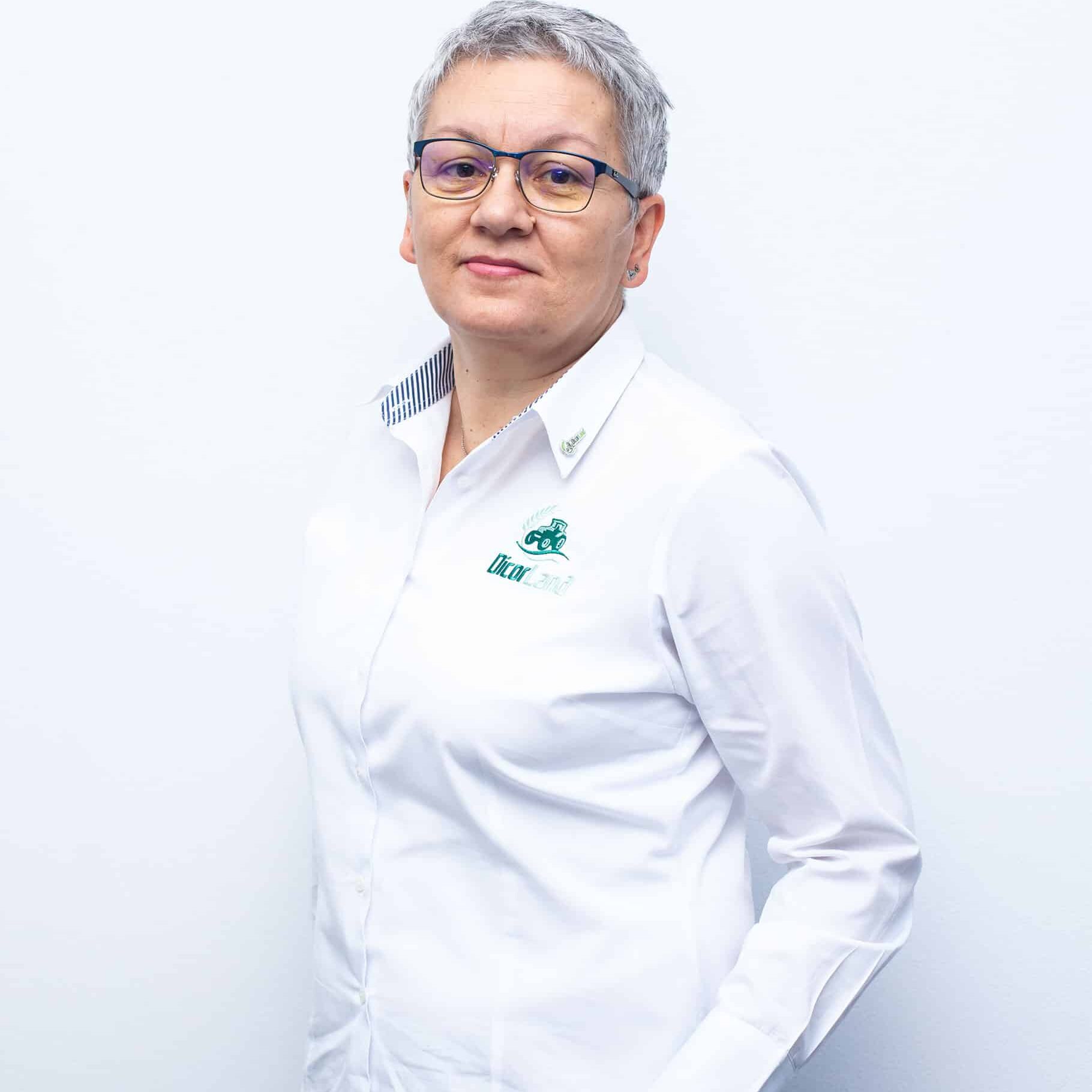 CRISTINA ROȘU DICORLAND