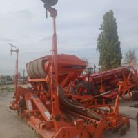 Semanatoare paioase KUHN + Freza pregatire KUHN HRB 403 2